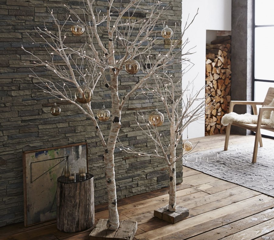 Сухое дерево в интерьере