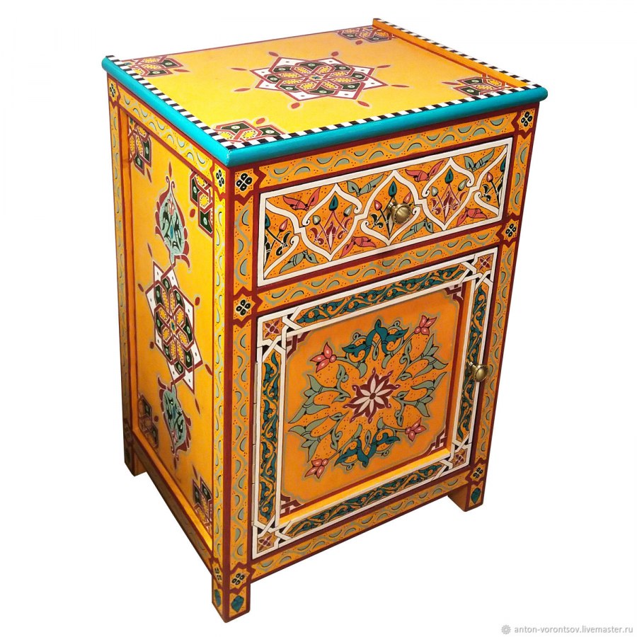 Прикроватный столик Шинуазри