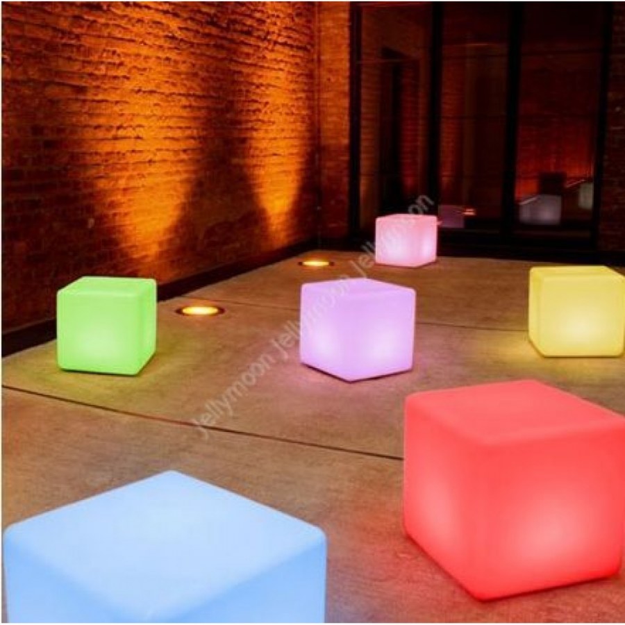 Куб с подсветкой