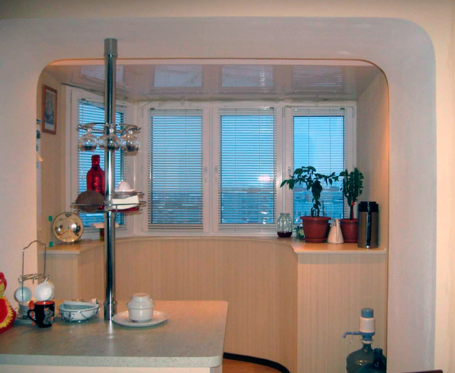 Балконная арка