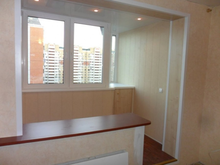 Соединить балкон с комнатой