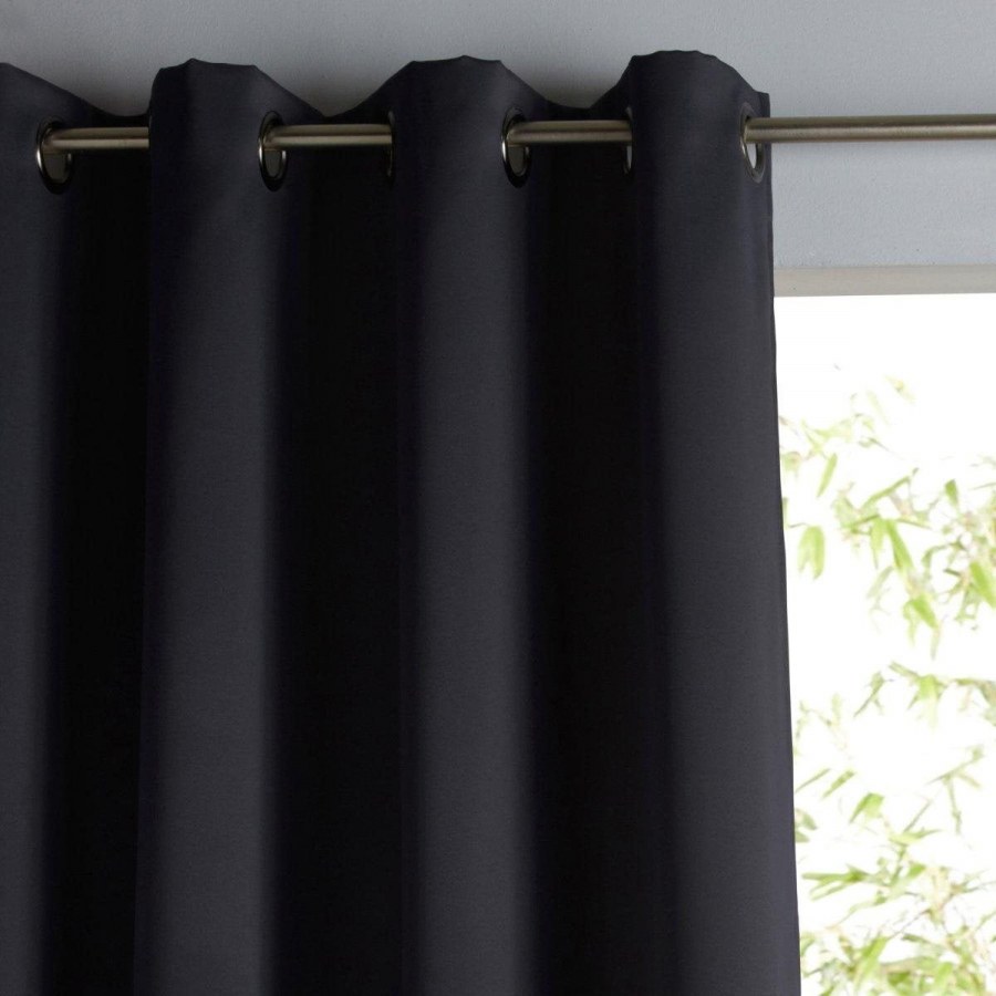 Шторы блэкаут с люверсами 260