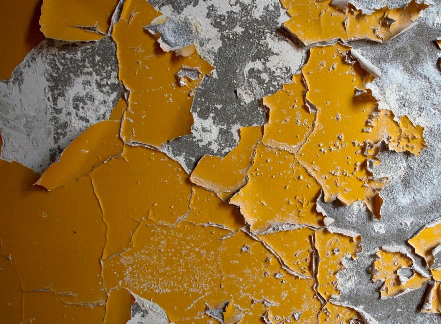 Облупившаяся краска
