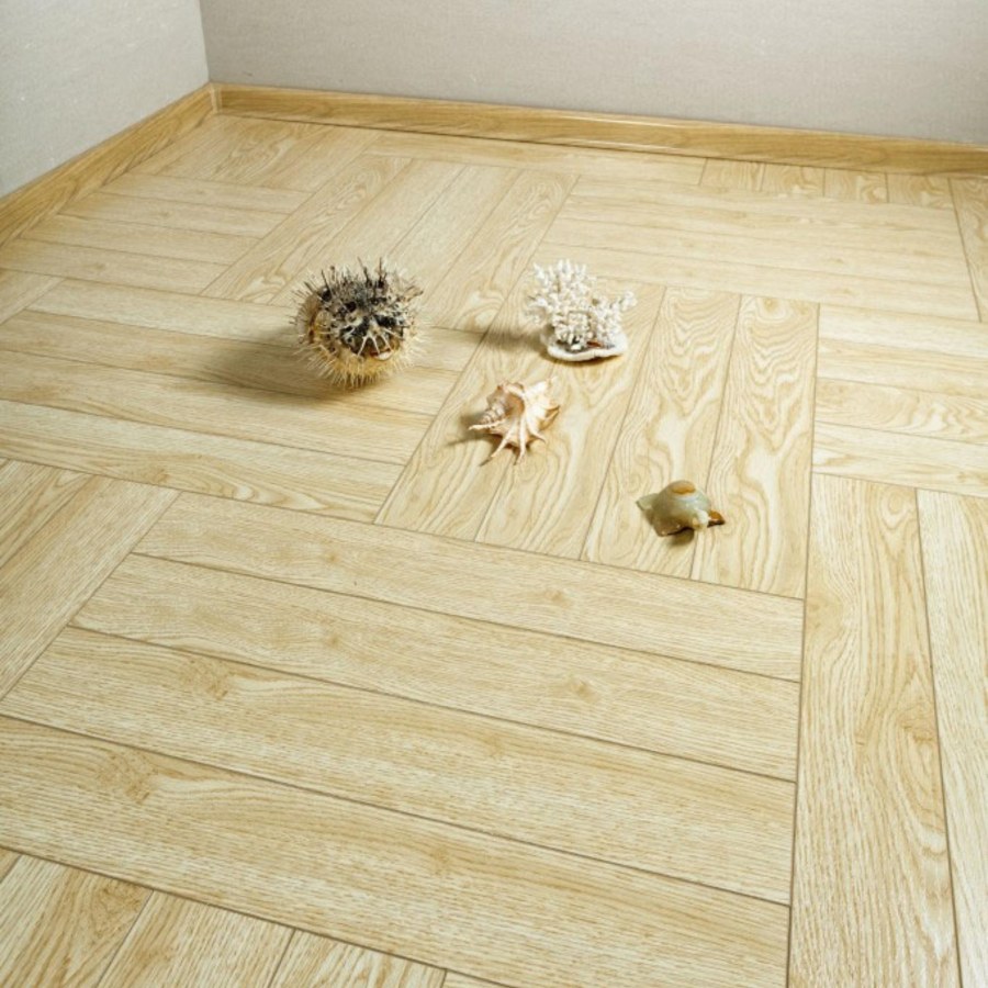 Ламинат biela CBM koruna