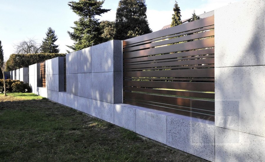 Забор в современном стиле