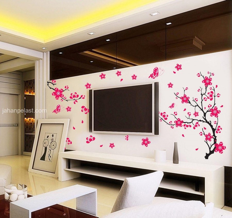 Украшение стены с телевизором