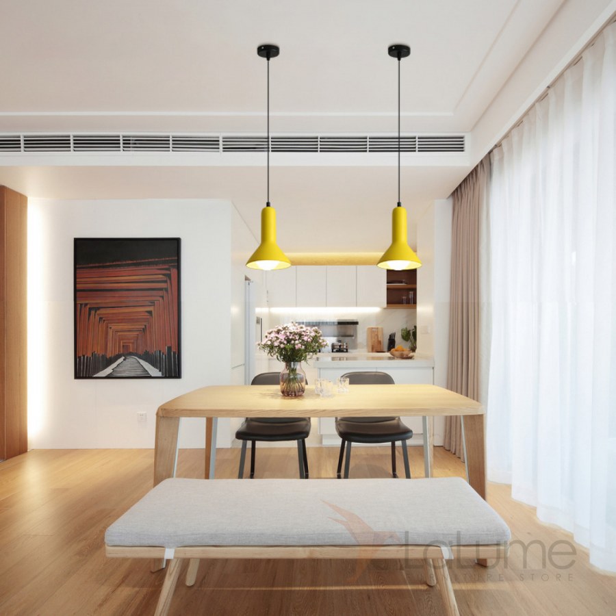 Подоконник диван на кухне