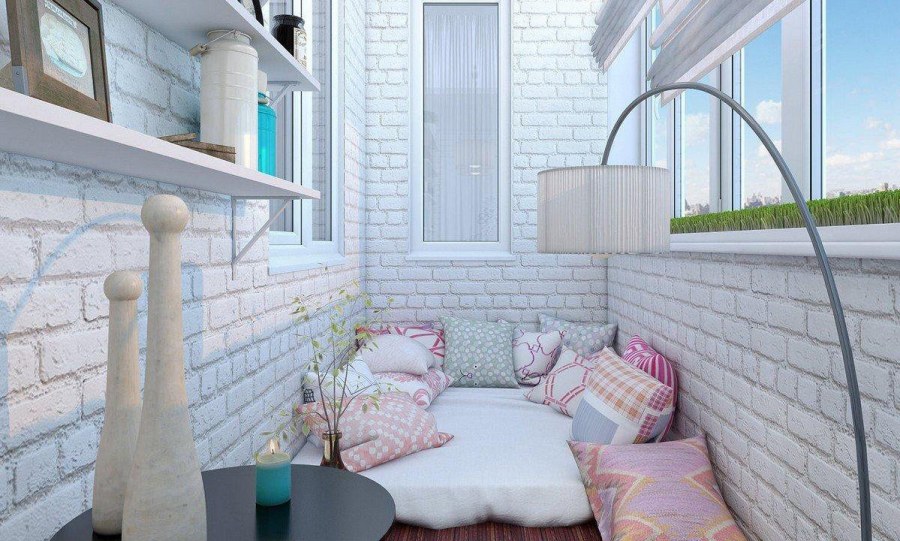 Уютный балкон