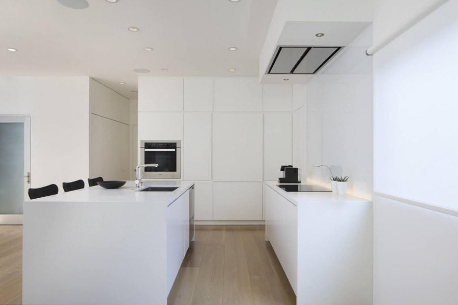 Современные люстры в комнату девушки в современном