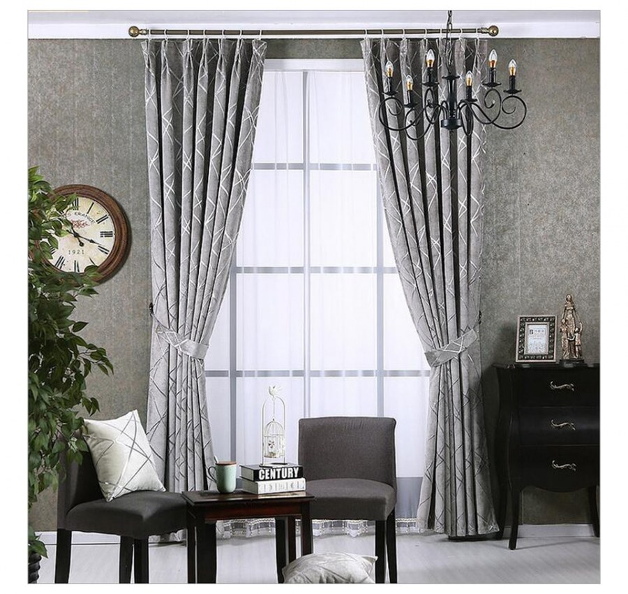 Серебристые шторы