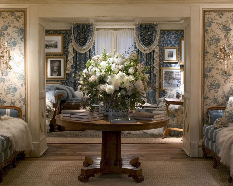 Обои Ральф Лорен в гостиной