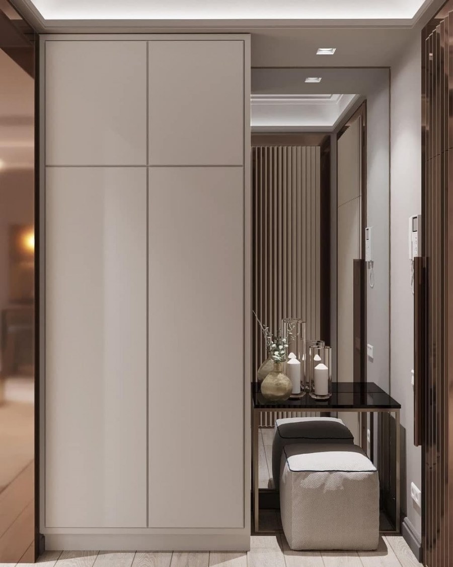 Шкаф в коридор