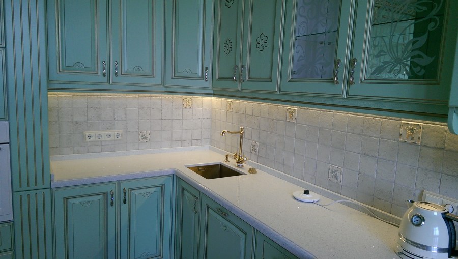 Бордюр для кухонного фартука