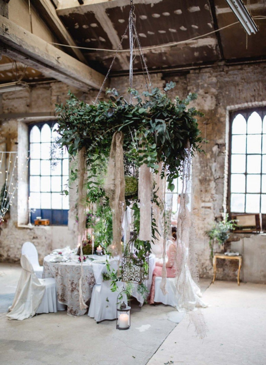 Деревянный задник на свадьбу