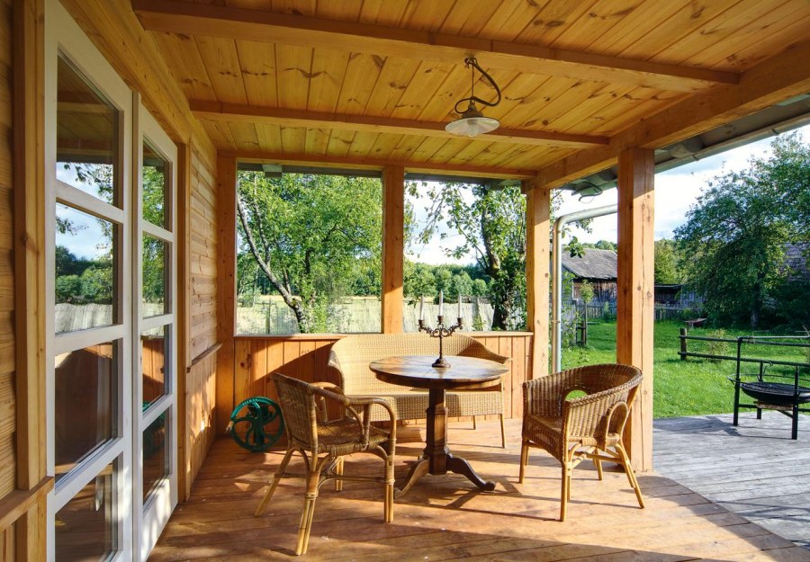 Деревянная веранда