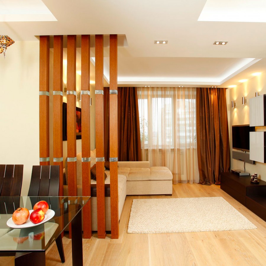 Деревянные перегородки для зонирования пространства в комнате