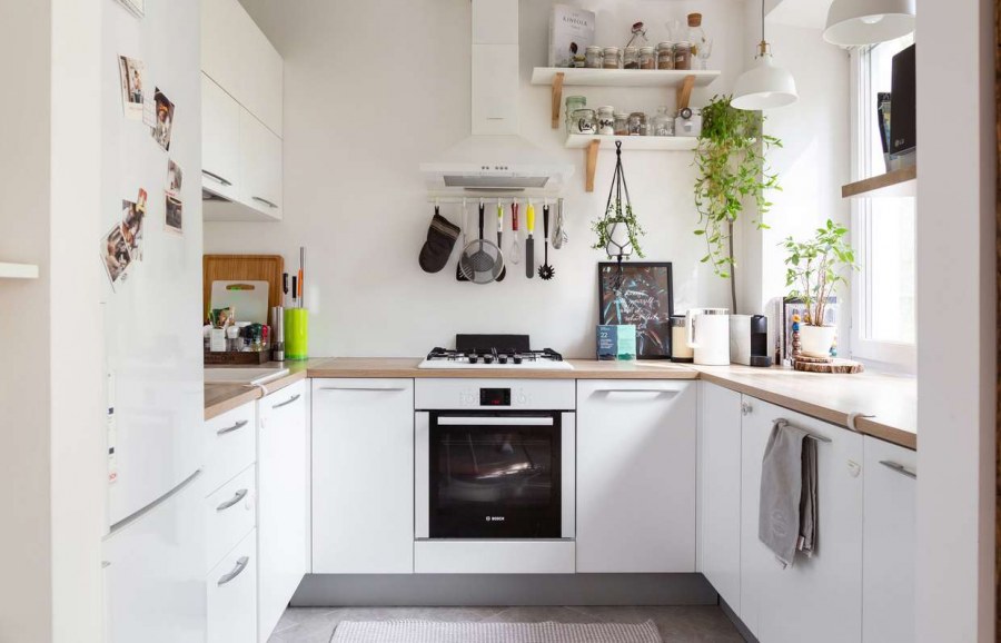 Белая кухня гостиная икеа