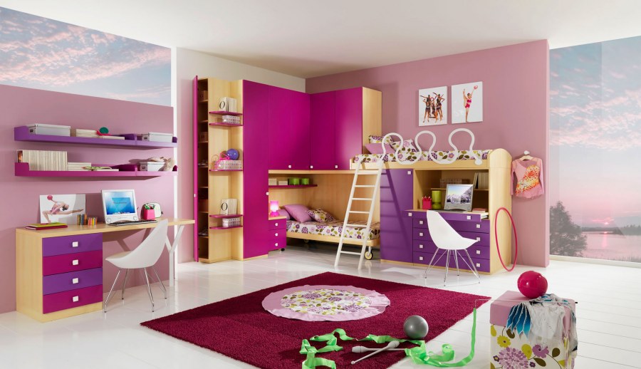 Двухэтажная детская комната для девочки подростка