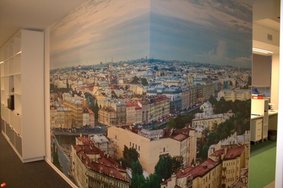 Фотообои на угол комнаты