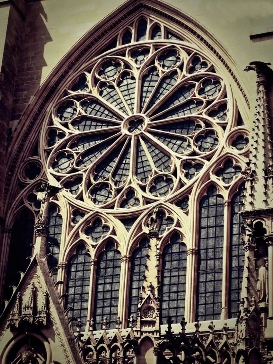 Готическая архитектура (Готика)