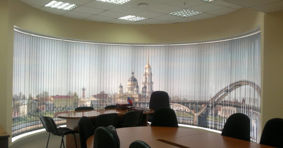 Римские шторы в офис