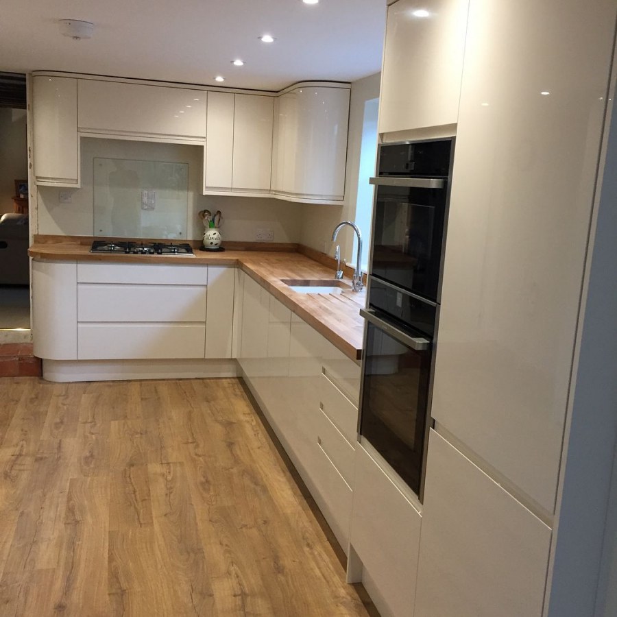 Кухня слоновая кость глянец