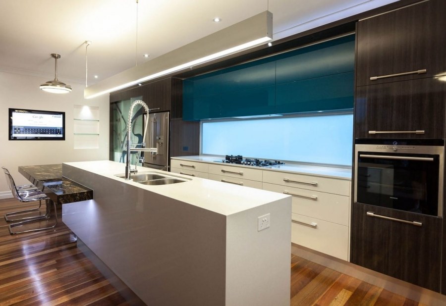 Кухня с островом