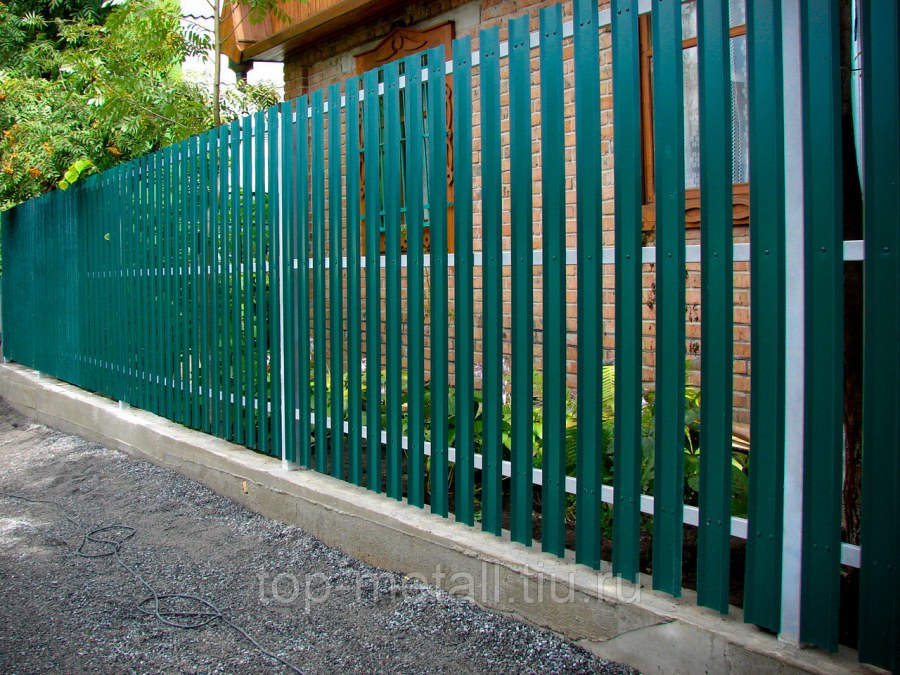 Штакетник металлический м105