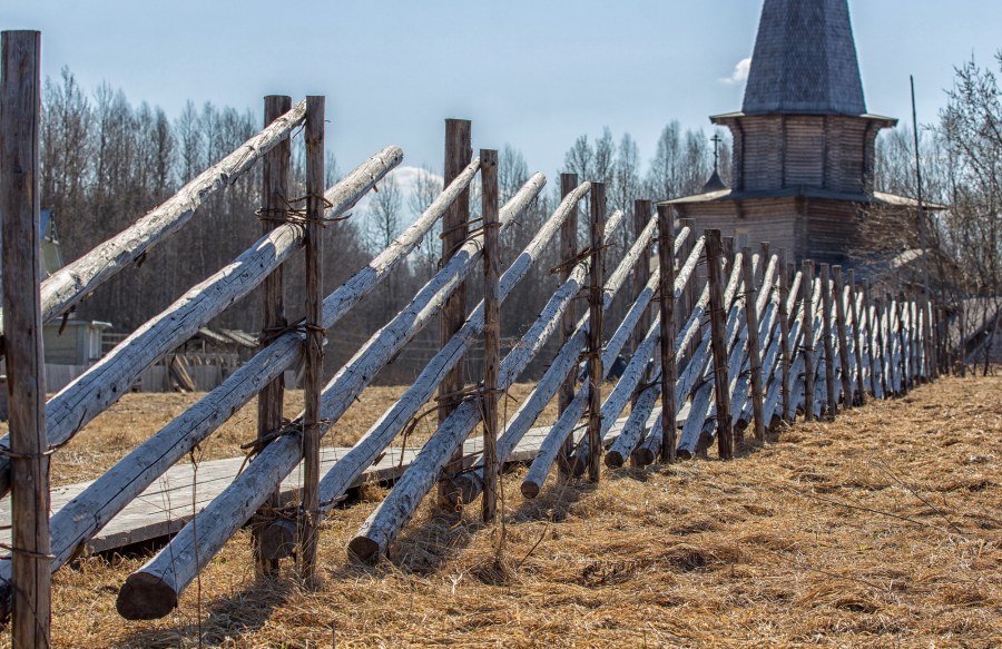 Карельская изгородь