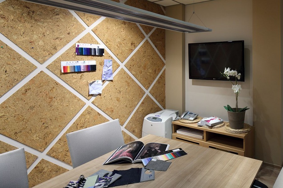 Декор из пробки на стены