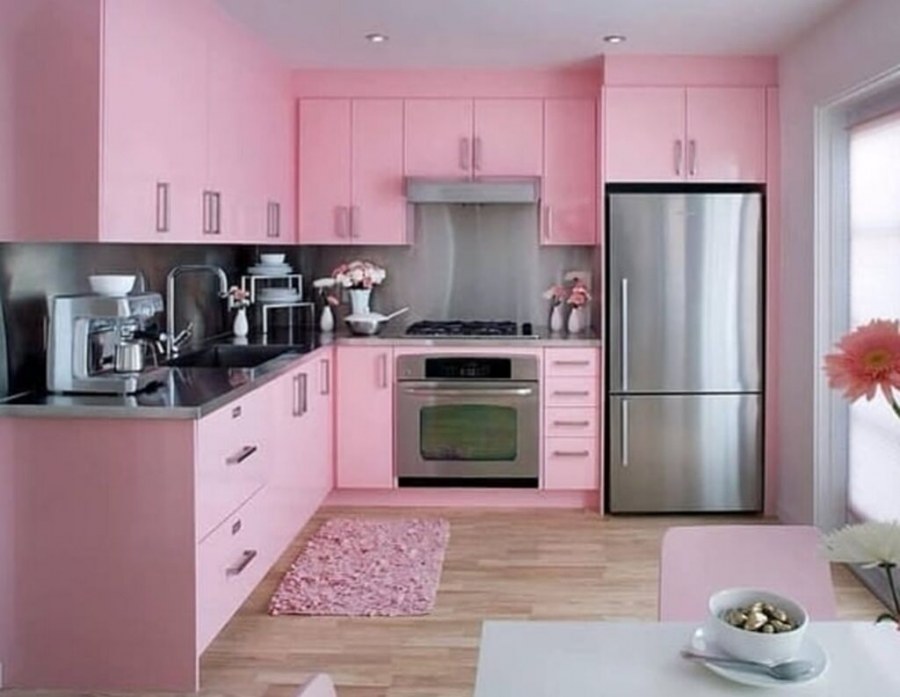 Розовая кухня