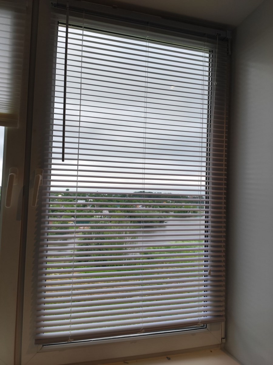 Чистка горизонтальных жалюзи