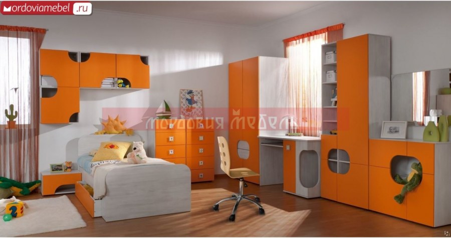 Оранжевая мебель в детской
