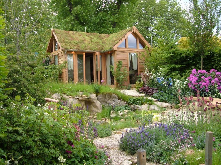 Ландшафт участка в деревенском стиле