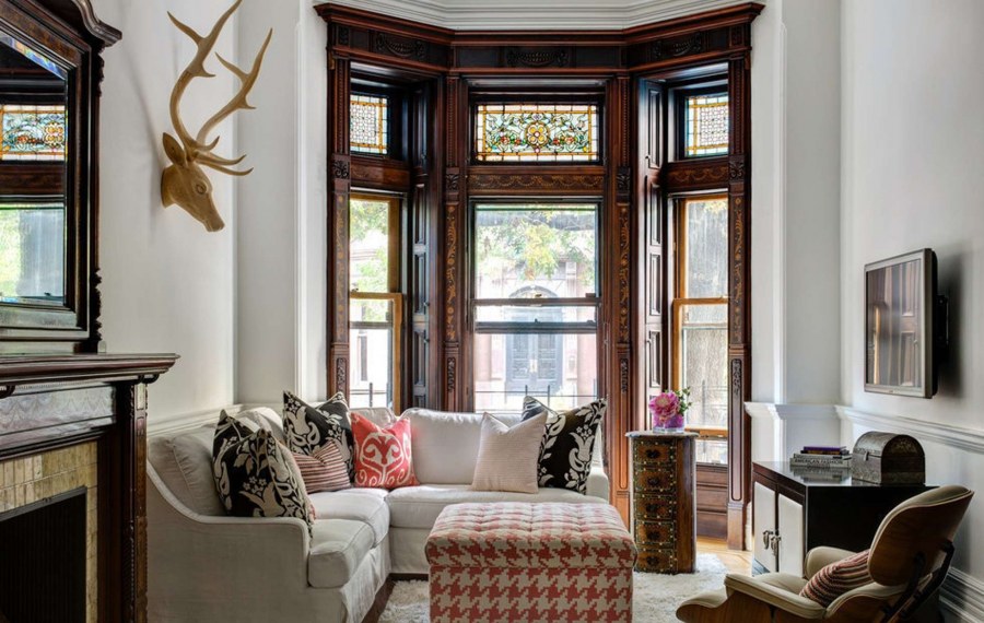 Окно со ставнями