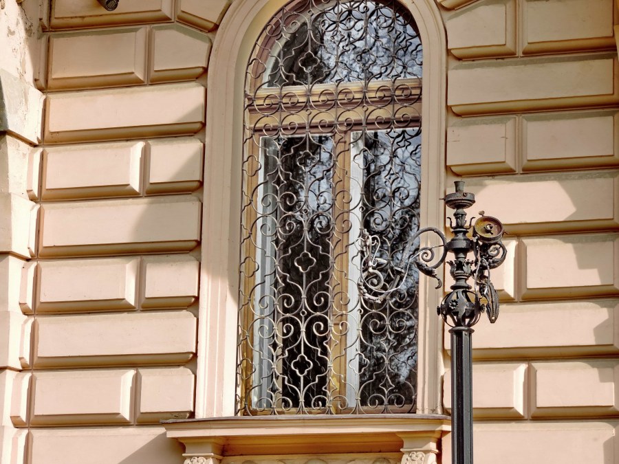 Французское окно снаружи