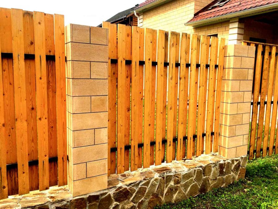 Забор штакетник деревянный