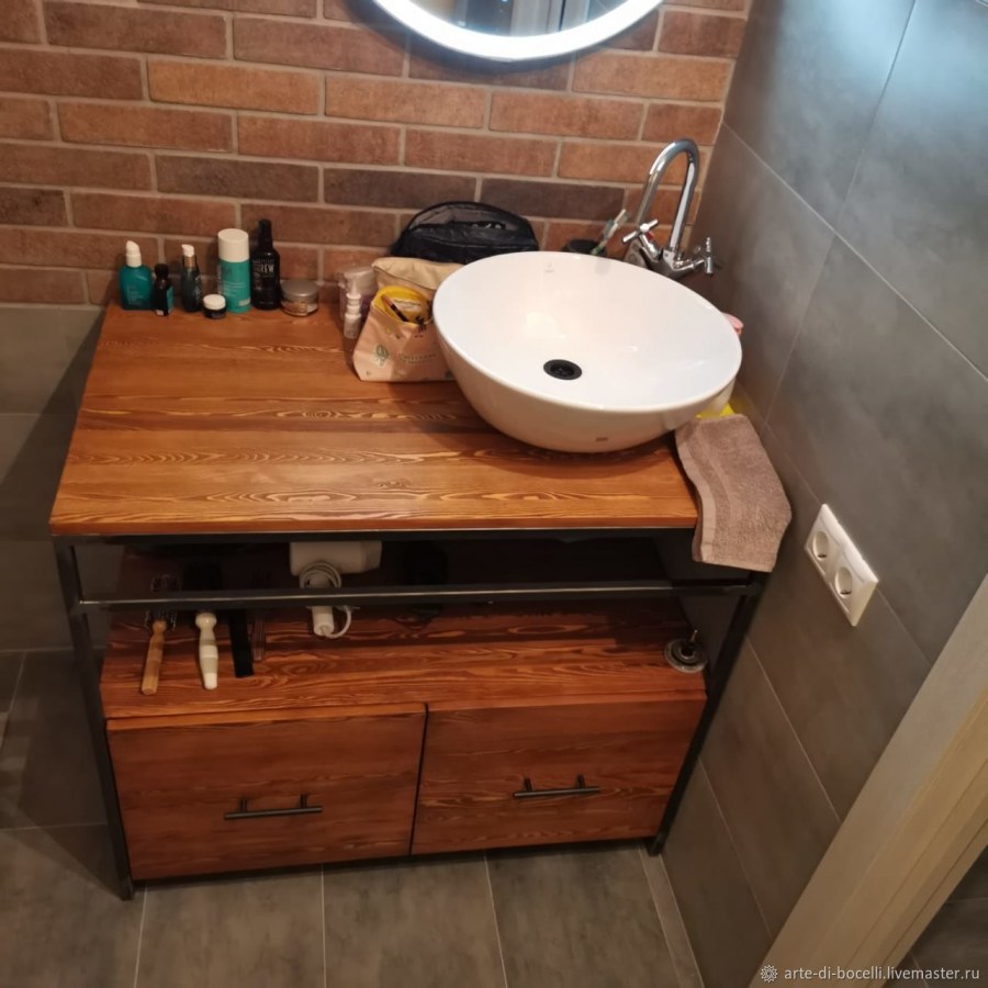 Деревянная тумба под раковину