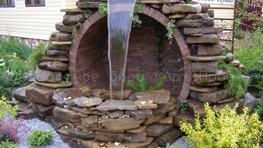 Декоративный водопад