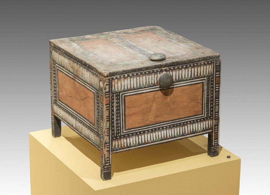 Древний Египет трон Тутанхамона