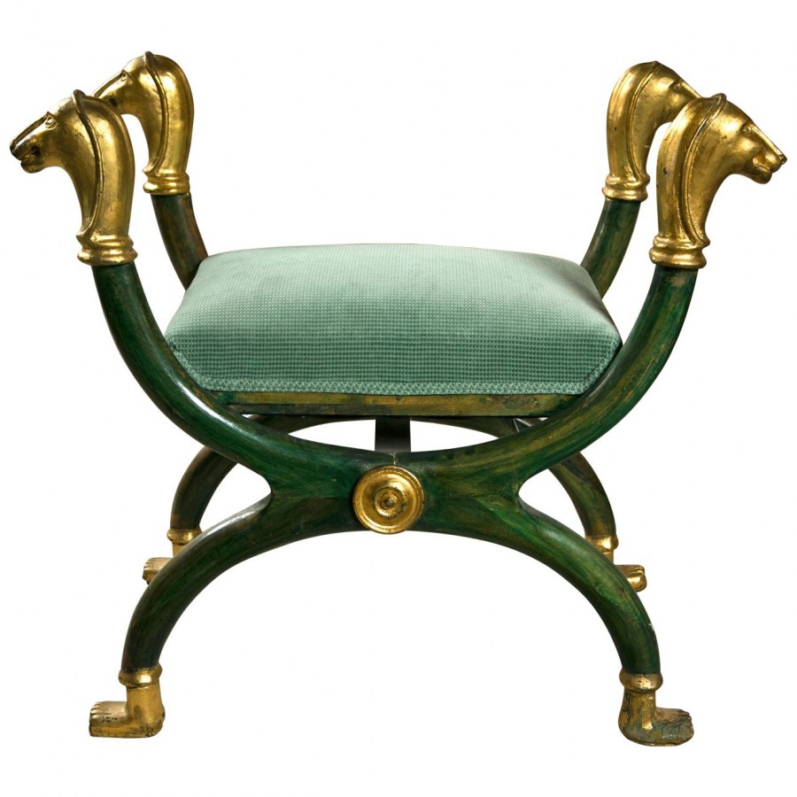 Кресло в египетском стиле