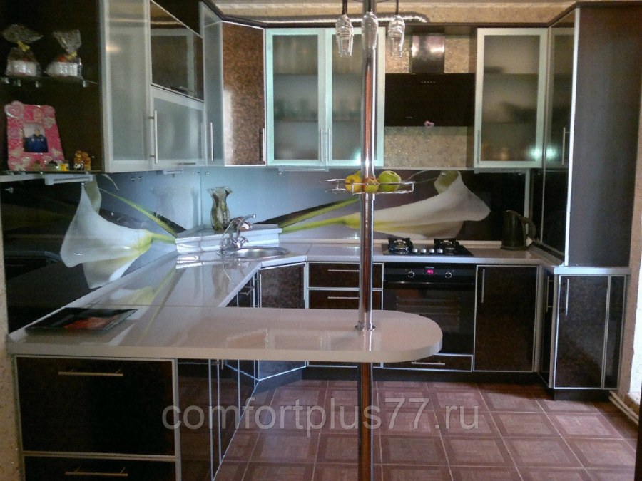 Кухня с барной стойкок