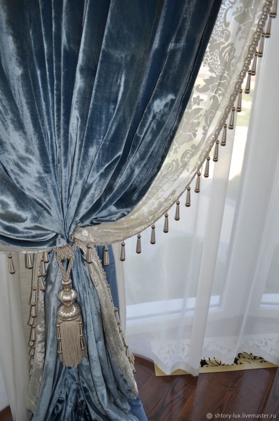 Бархатные шторы