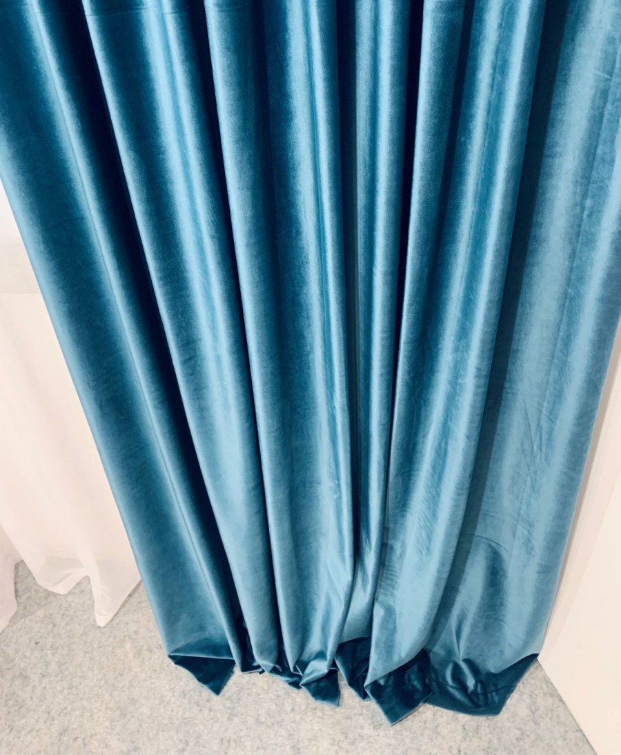 Синие шторы