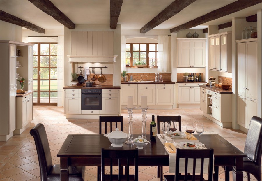 Кухня отделанная вагонкой