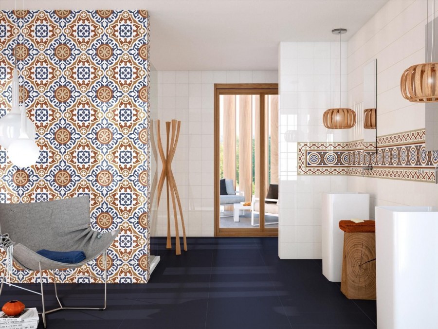 Серые обои с рисунком в интерьере