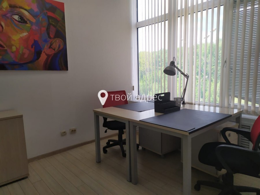 Дизайн спальни с рабочим местом 12 кв.м