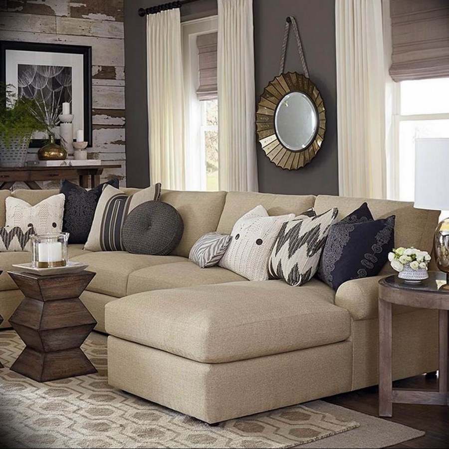 Серо коричневый диван