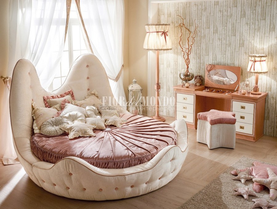 Круглая кровать для девочки