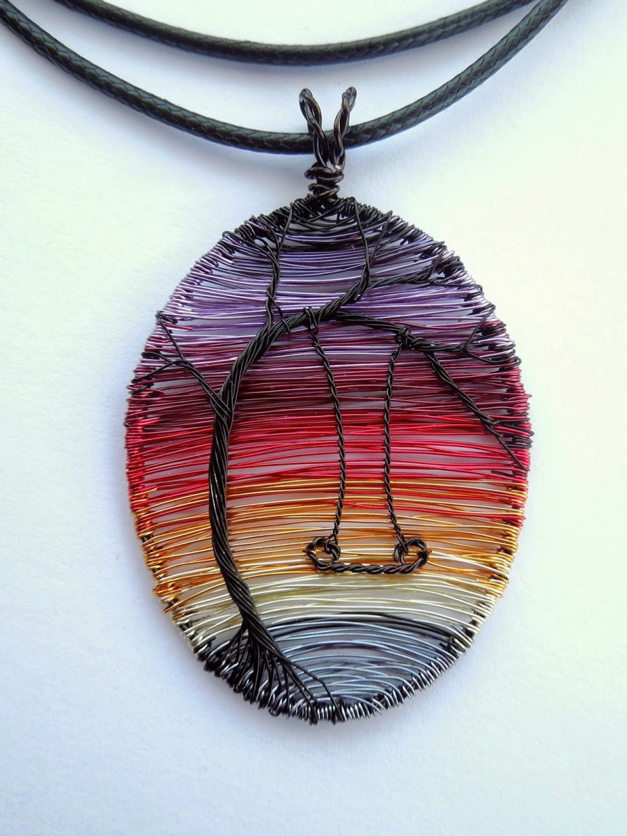 Необычные украшения